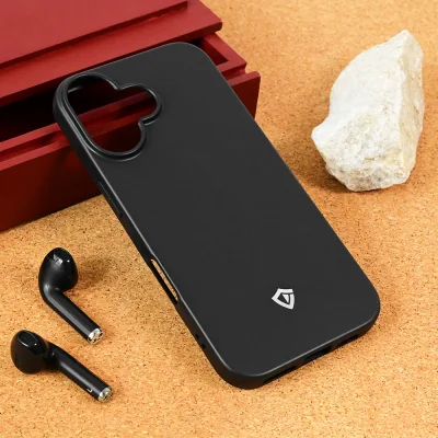 Torbica Teracell Skin za iPhone 16 6.1 mat crna